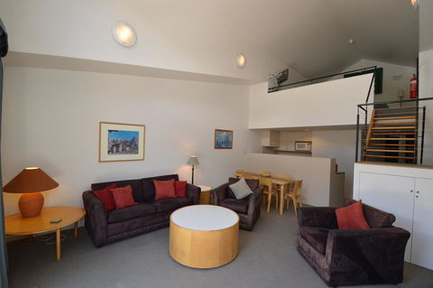Squatters 11 - Accommodation Nelson Bay 2