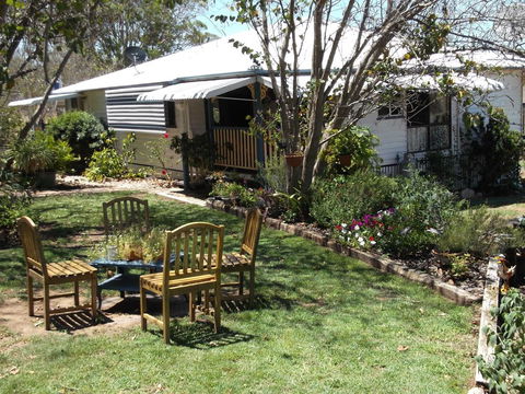 Staple House Bed And Breakfast - Accommodation Nelson Bay 2