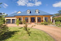 Book Bowral Accommodation Vacations Accommodation Nelson Bay Accommodation Nelson Bay