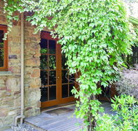 Stonehenge Retreat - Accommodation Nelson Bay