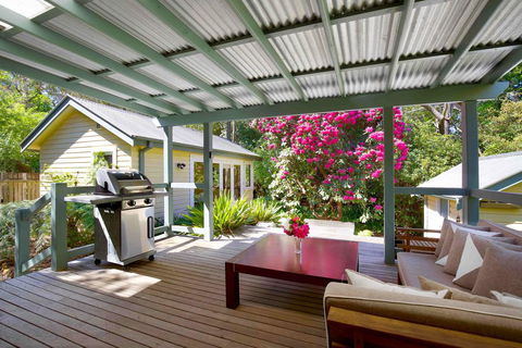 Stonewall Cottage And Studio - Accommodation Nelson Bay 0