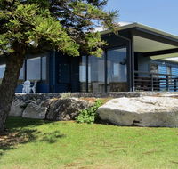 Storm Bay Cottage - Nelsons Bay Accommodation