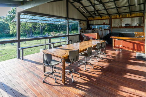 Studio 165 Hidden Gem On 50 Acres With Bay Views - Accommodation Nelson Bay 2