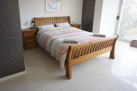 Studio 3 - Ground Floor Fremantle Apartment - Nelsons Bay Accommodation 2
