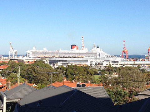 Studio 412 - Ocean And Sunset Views On A Budget - Nelsons Bay Accommodation 1