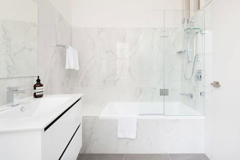 STUNNING SYDNEY HOME 8 - Accommodation Nelson Bay 2