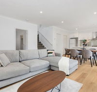 Style Comfort and Convenience - Accommodation Nelson Bay