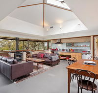 Summer House - Accommodation Nelson Bay