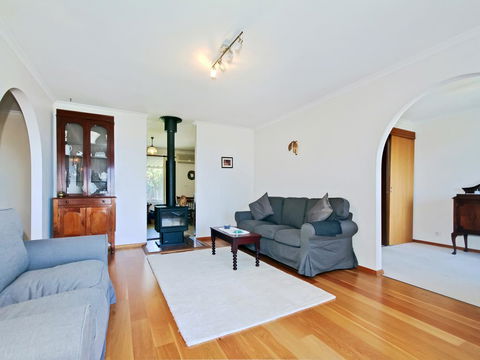 Sun & Sea - Accommodation Nelson Bay 2