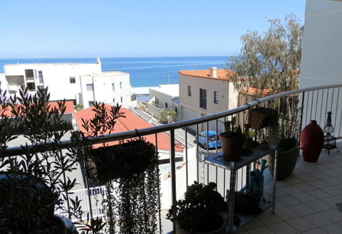 Sun, Sand, Sea And Salty Kisses Cottesloe Beach House - Accommodation Nelson Bay 0