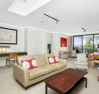 Sunny and Spacious Two Bedroom Apartment - SPF13 - Accommodation Nelson Bay