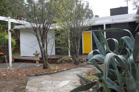 Sunny Corner Lake Eildon - Nelson Bay Accommodation.com 1