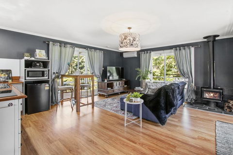 SUNNYDELL - Accommodation Nelson Bay 2