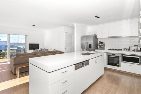 Sunseeker Drive 5 Bawley Point - Accommodation Nelson Bay 2
