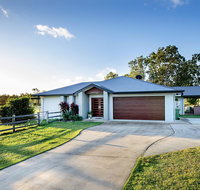 Sunset Retreat Airlie Beach Rural Getaway - Accommodation Nelson Bay