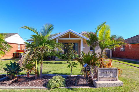 Surfside - Accommodation Nelson Bay 0