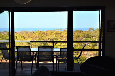 Surinam - Nelsons Bay Accommodation 0