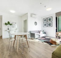 Swainson on Synagogue - Nelsons Bay Accommodation