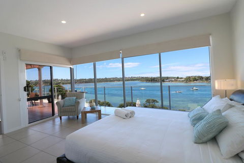 Sybella - Accommodation Nelson Bay 1