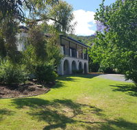 Tamworth Exclusive BB - Accommodation Nelson Bay