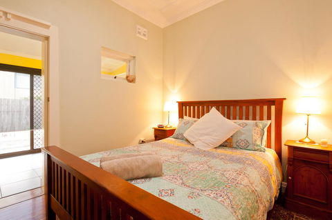 Taree Apartment - Accommodation Nelson Bay 2