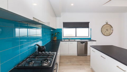 Tee Two On Troon - 21/30 Troon Drive - Accommodation Nelson Bay 1