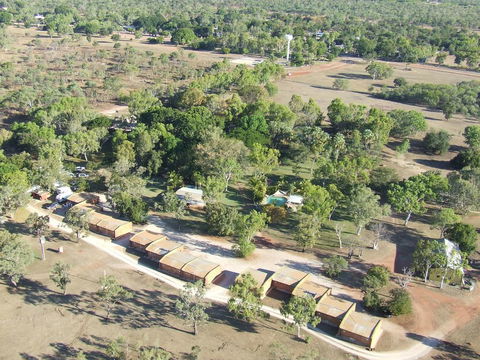 Territory Manor Motel & Caravan Park - Accommodation Nelson Bay 1