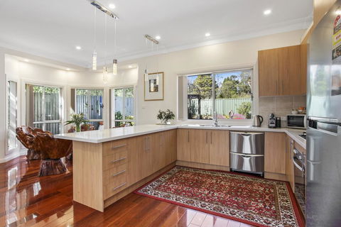 The Art House - Nelson Bay Accommodation.com 3