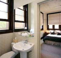 The Bank Guesthouse - Accommodation Nelson Bay