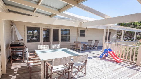 The Banksia - 3 Banksia Court, Normanville - Accommodation Nelson Bay 3