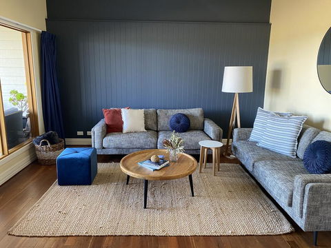 The Beach House & Villas - Accommodation Nelson Bay 0