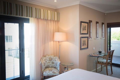 The Beach House At Bayside - Accommodation Nelson Bay 2