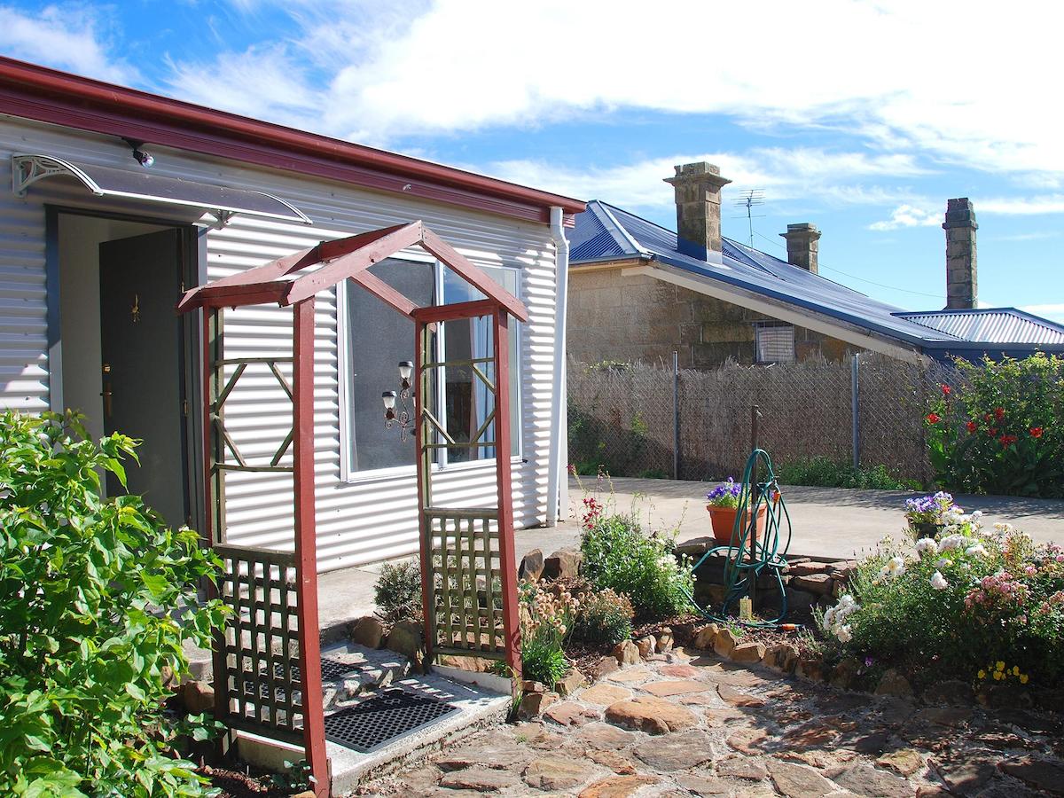 Oatlands TAS Accommodation Nelson Bay