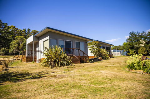 Little Norfolk Bay Events And Chalets - Accommodation Nelson Bay 1
