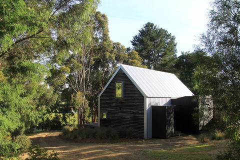 BIG.SHED.HOUSE - Accommodation Nelson Bay 2