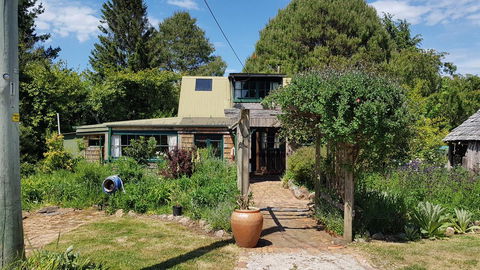 Whispering Hills Retreat - Accommodation Nelson Bay 1
