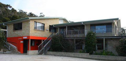 Seaview Holiday Park - Nelsons Bay Accommodation 9