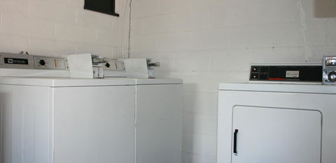 Seaview Holiday Park - Nelsons Bay Accommodation 13