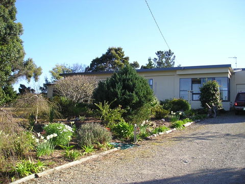 Green Views - Accommodation Nelson Bay 11