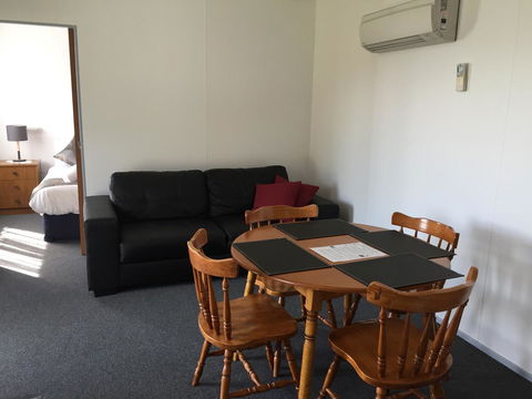 Regatta Point Tavern & Holiday Villas - Accommodation Nelson Bay 18