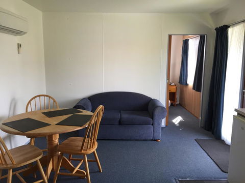 Regatta Point Tavern & Holiday Villas - Accommodation Nelson Bay 21