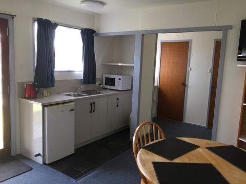 Regatta Point Tavern & Holiday Villas - Accommodation Nelson Bay 1