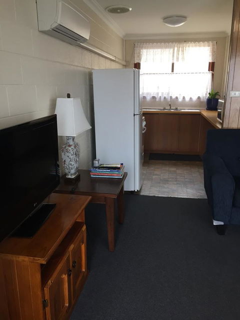 Regatta Point Tavern & Holiday Villas - Accommodation Nelson Bay 6