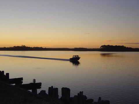 Regatta Point Tavern & Holiday Villas - Accommodation Nelson Bay 37