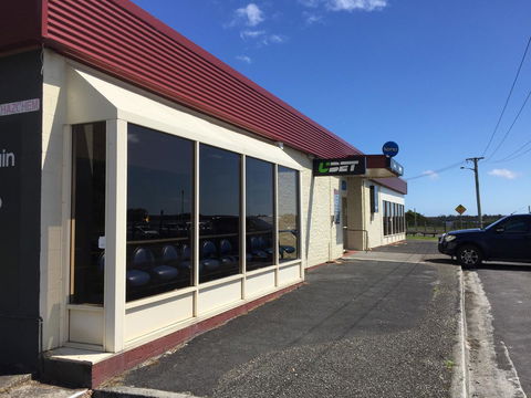 Regatta Point Tavern & Holiday Villas - Accommodation Nelson Bay 0