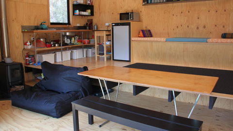 BAY OF FIRES ECO HUT Off Grid Experience At Binalong Bay - Accommodation Nelson Bay 6