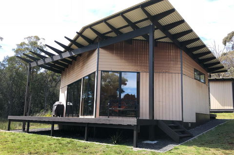 BAY OF FIRES ECO HUT Off Grid Experience At Binalong Bay - Accommodation Nelson Bay 0