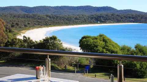 BAY OF FIRES ECO HUT Off Grid Experience At Binalong Bay - Accommodation Nelson Bay 13