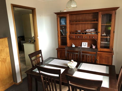 Little Mountain Town - Accommodation Nelson Bay 5