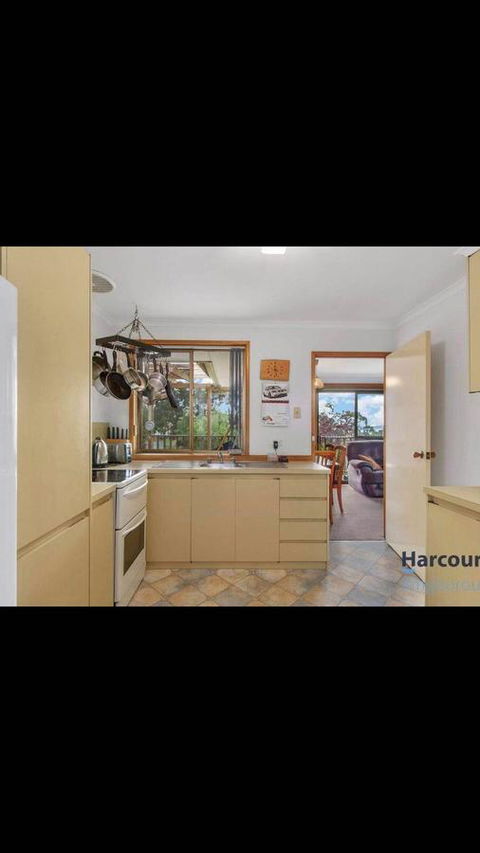Little Mountain Town - Accommodation Nelson Bay 16